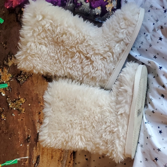Soft fur boot slippers - Picture 3 of 4